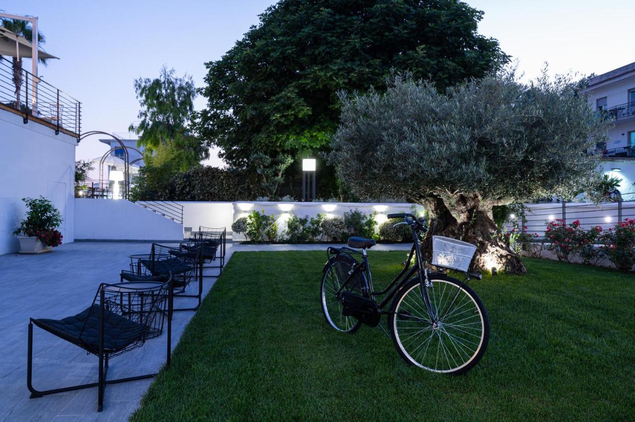 Hotel Sogaris Πέστουμ Εξωτερικό φωτογραφία